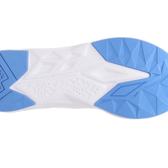 NWOT PUMA Cell Plasmic Sneakers Women's size 7 - Picture 13 of 15